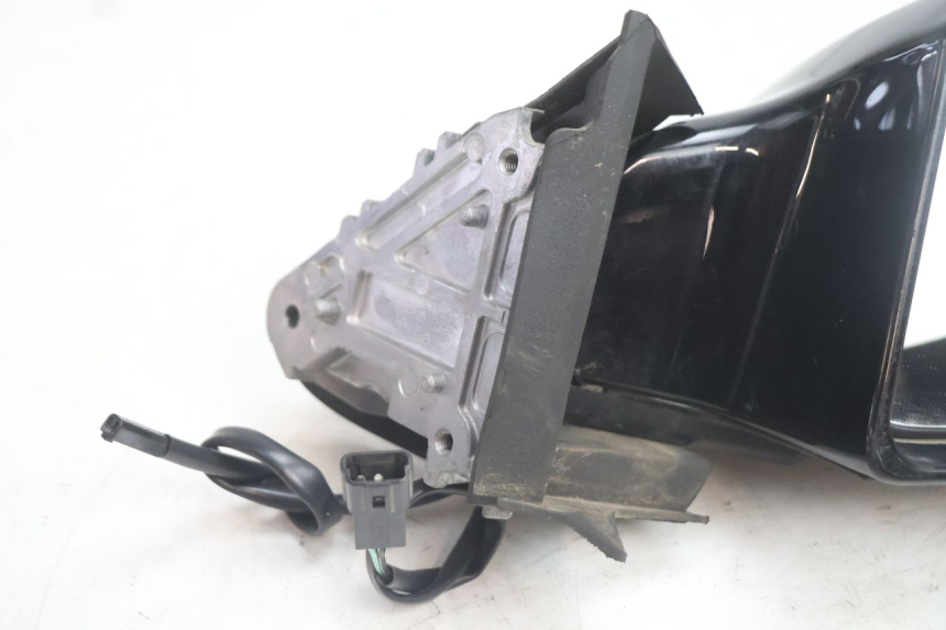 photo de RIGHT MIRROR SUZUKI BURGMAN EXECUTIVE ABS 650 (2006 - 2012) - Component detail