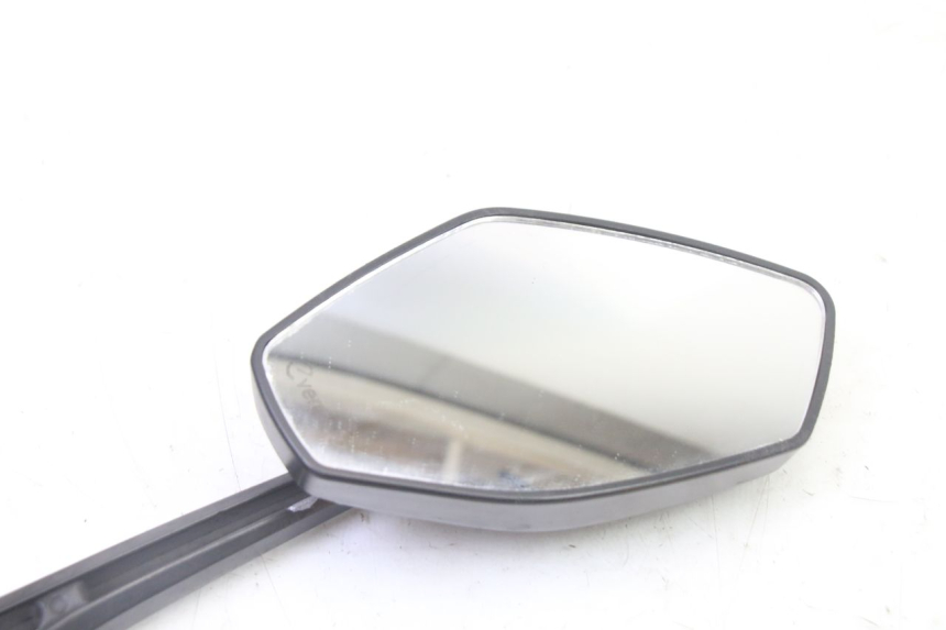 photo de RIGHT MIRROR ORCAL CAVARO 4T 50 (2019 - 2023) - Zoom on usage condition