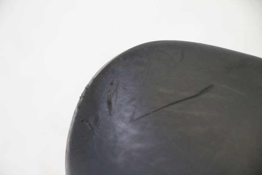 photo de RIGHT MIRROR KYMCO DINK STREET 125 (2009 - 2014) - Surface and material condition