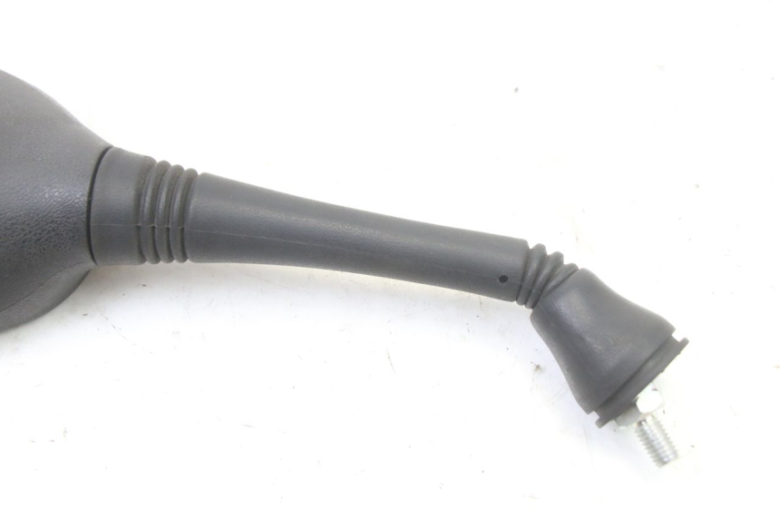 photo de RIGHT MIRROR MBK FLAME X 125 (2007 - 2016) - Surface and material condition