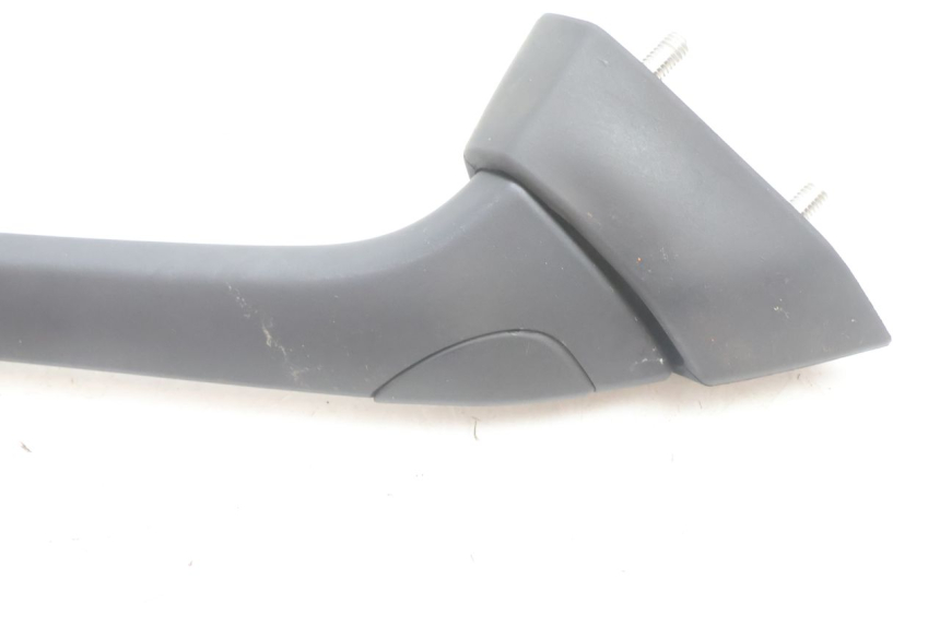photo de RIGHT MIRROR YAMAHA FZ8 800 (2010 - 2016) - Fixing points details