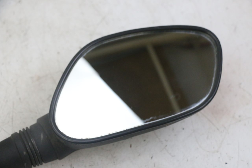 photo de RIGHT MIRROR PEUGEOT JET FORCE CARBU 50 (2003 - 2016) - Surface and material condition