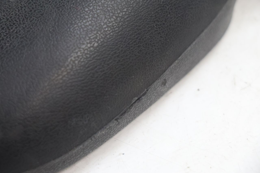 photo de RIGHT MIRROR PIAGGIO MP3 LT 300 (2010 - 2016) - Surface and material condition