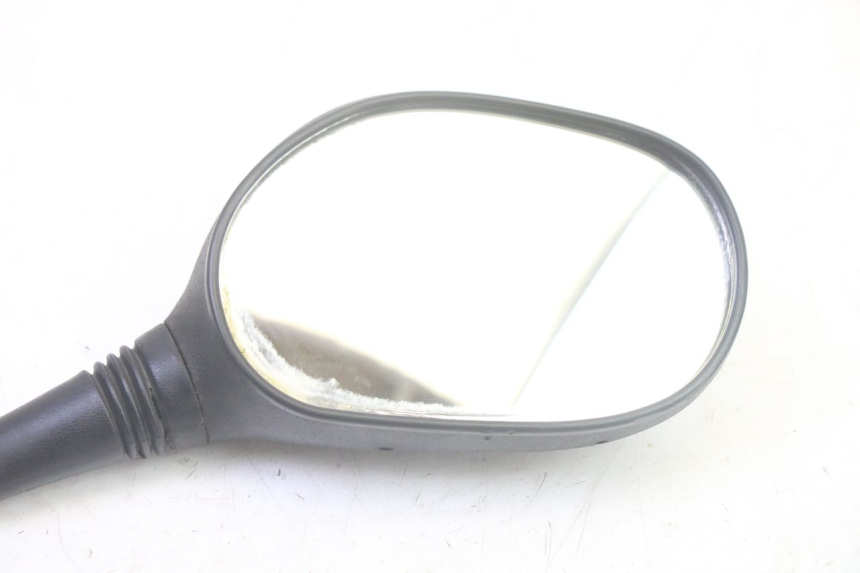 photo de RIGHT MIRROR PIAGGIO MP3 125 (2006 - 2014) - Zoom on usage condition