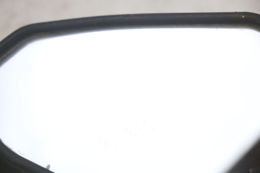 photo de RIGHT MIRROR YAMASAKI ROADSTER 50 (2013 - 2018) - Zoom on usage condition