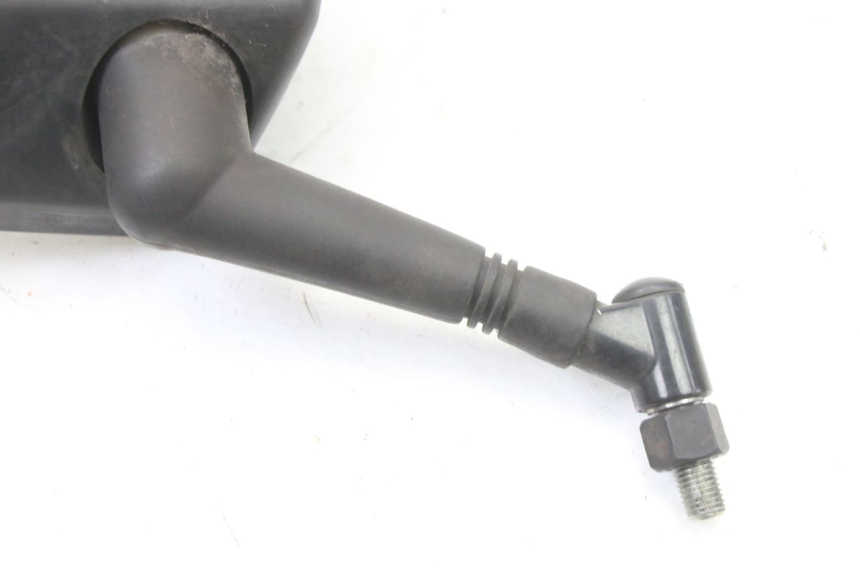 photo de RIGHT MIRROR PEUGEOT SATELIS 125 (2013 - 2018) - Surface and material condition