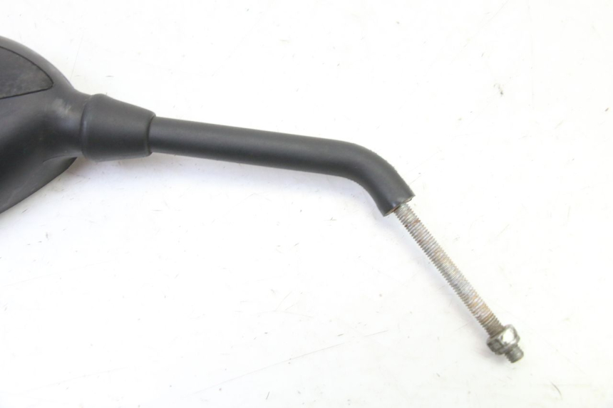 photo de RIGHT MIRROR PEUGEOT VIVACITY NEW 4T 50 (2008 - 2017) - Surface and material condition