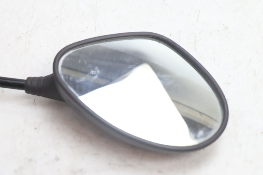 photo de RIGHT MIRROR PEUGEOT VIVACITY 50 (1998 - 2003) - Zoom on usage condition