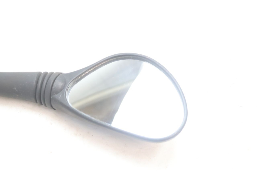 photo de RIGHT MIRROR PEUGEOT VIVACITY 50 (1998 - 2003) - Zoom on usage condition