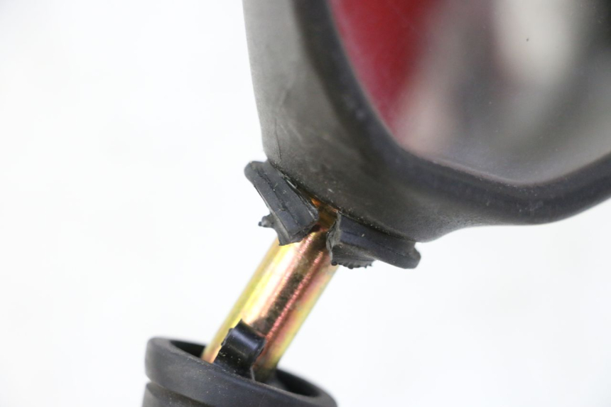 photo de RIGHT MIRROR PIAGGIO XEVO - X EVO 125 (2007 - 2017) - Zoom on usage condition