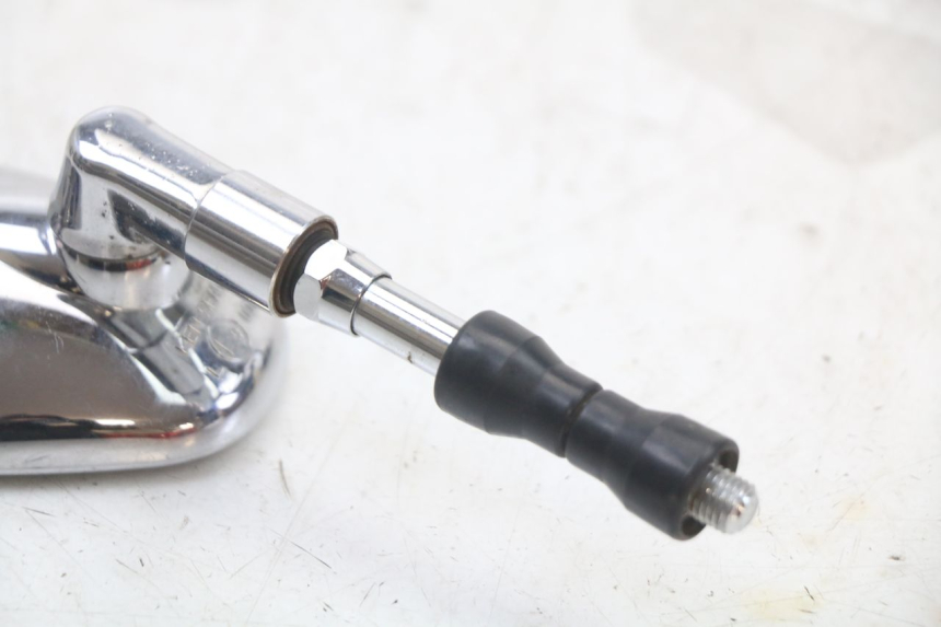 photo de RIGHT MIRROR YAMAHA XVS DRAG STAR DRAGSTAR 650 (1997 - 2007) - Fixing points details