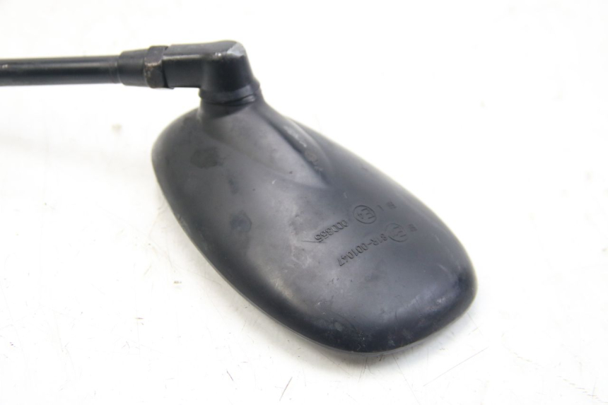 photo de LEFT MIRROR PIAGGIO BEVERLY 125 (2010 - 2015) - Zoom on usage condition