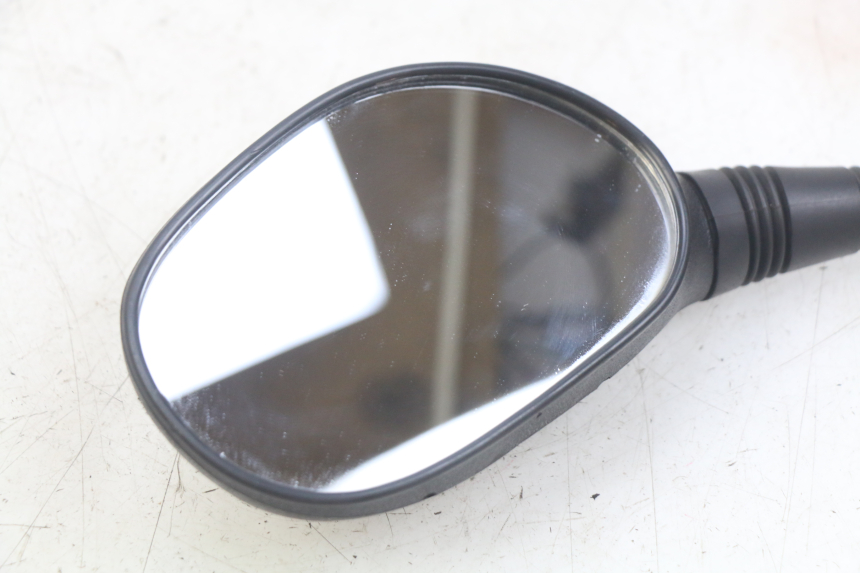 photo de LEFT MIRROR MBK BOOSTER NEXT GENERATION 50 (1995 - 1998) - Fixing points details