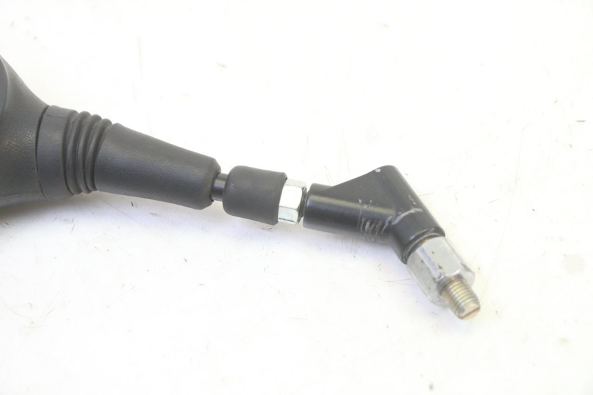 photo de LEFT MIRROR SUZUKI BURGMAN 125 (2007 - 2014) - Zoom on usage condition