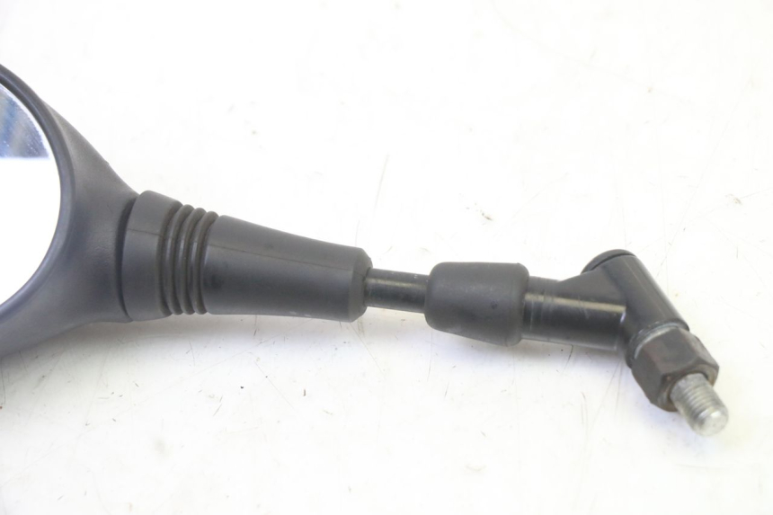 photo de LEFT MIRROR SUZUKI BURGMAN 125 (2007 - 2014) - Zoom on usage condition