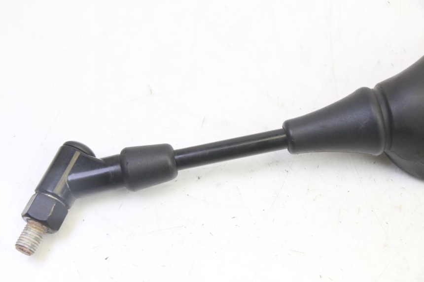 photo de LEFT MIRROR PEUGEOT CITYSTAR 50 (2013 - 2017) - Surface and material condition