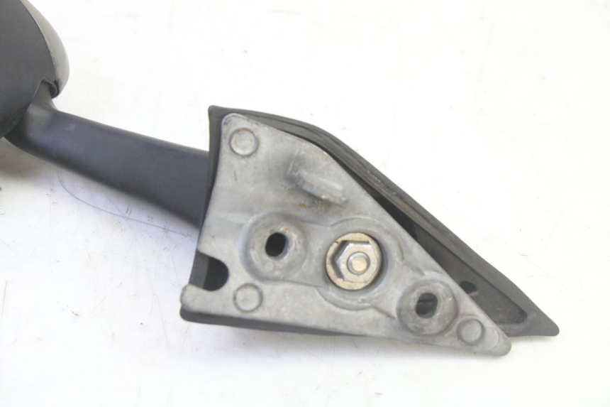 photo de LEFT MIRROR PEUGEOT ELYSTAR 50 (2002 - 2014) - Zoom on usage condition