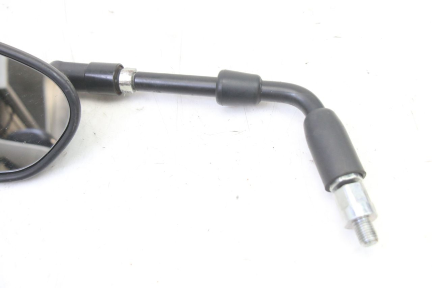 photo de LEFT MIRROR SUZUKI GSR 750 (2011 - 2017) - Zoom on usage condition