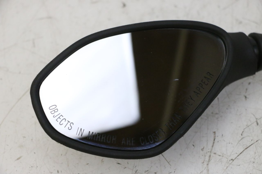 photo de LEFT MIRROR PIAGGIO MP3 HPE 310 (2024 - 2025) - Surface and material condition
