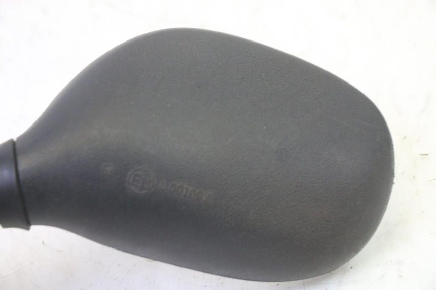 photo de LEFT MIRROR PIAGGIO MP3 RL 250 (2006 - 2010) - Surface and material condition