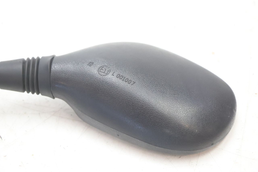 photo de LEFT MIRROR PIAGGIO MP3 125 (2006 - 2014) - Surface and material condition