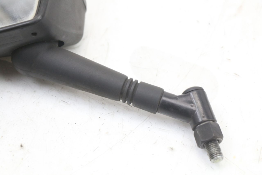 photo de LEFT MIRROR PEUGEOT SATELIS 125 (2010 - 2012) - Zoom on usage condition