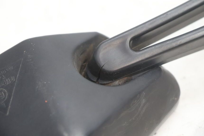 photo de LEFT MIRROR RAZZO QTR 50 (2011 - 2018) - Technical close-up