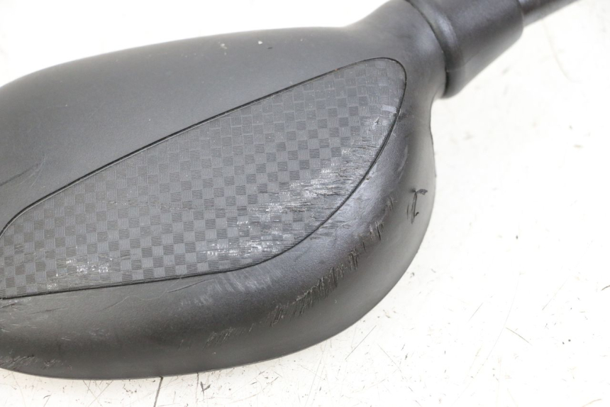 photo de LEFT MIRROR PEUGEOT SPEEDFIGHT 4 2T 50 (2015 - 2019) - Zoom on usage condition