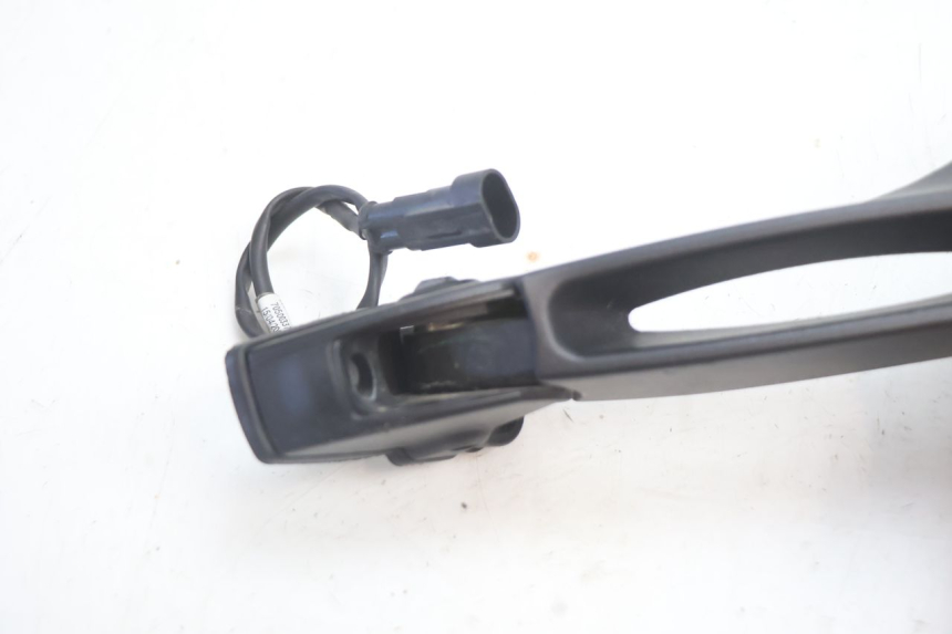 photo de LEFT MIRROR CAN-AM SPYDER RS 1000 (2008 - 2012) - Fixing points details