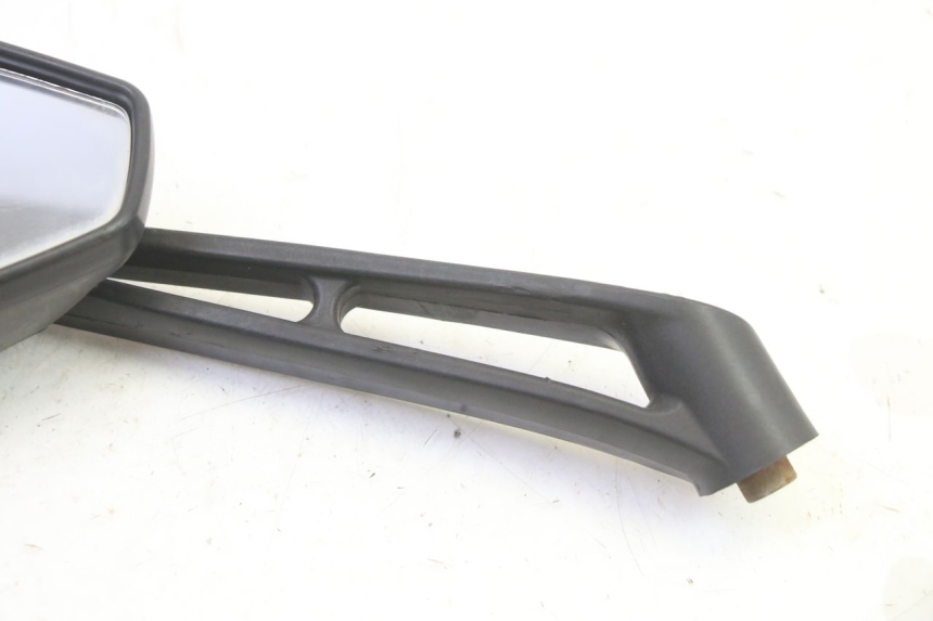 photo de LEFT MIRROR APRILIA SR R 2T LC 50 (2018 - 2021) - Zoom on usage condition