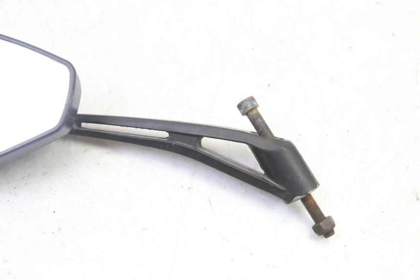 photo de LEFT MIRROR PEUGEOT STREETZONE I NAKED 2T 50 (2018 - 2020) - Zoom on usage condition