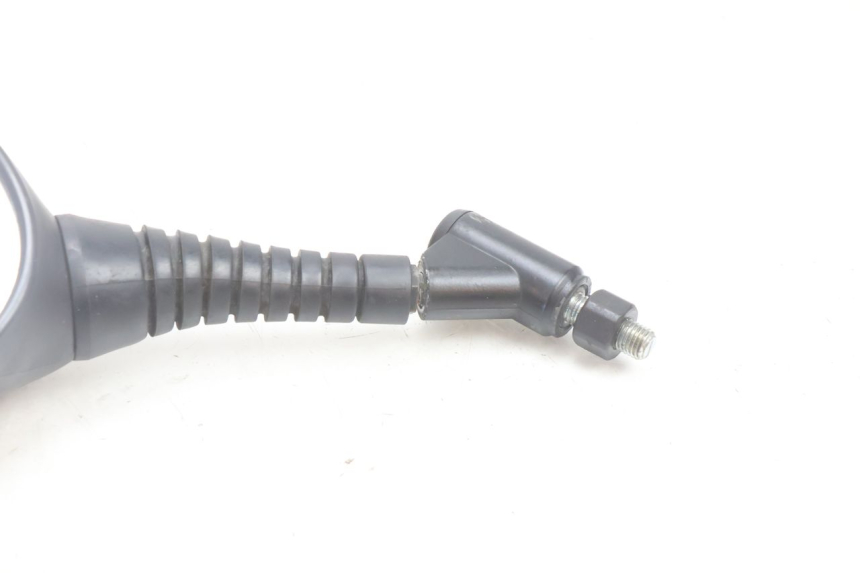 photo de LEFT MIRROR YAMAHA TDM ABS 900 (2002 - 2014) - Zoom on usage condition
