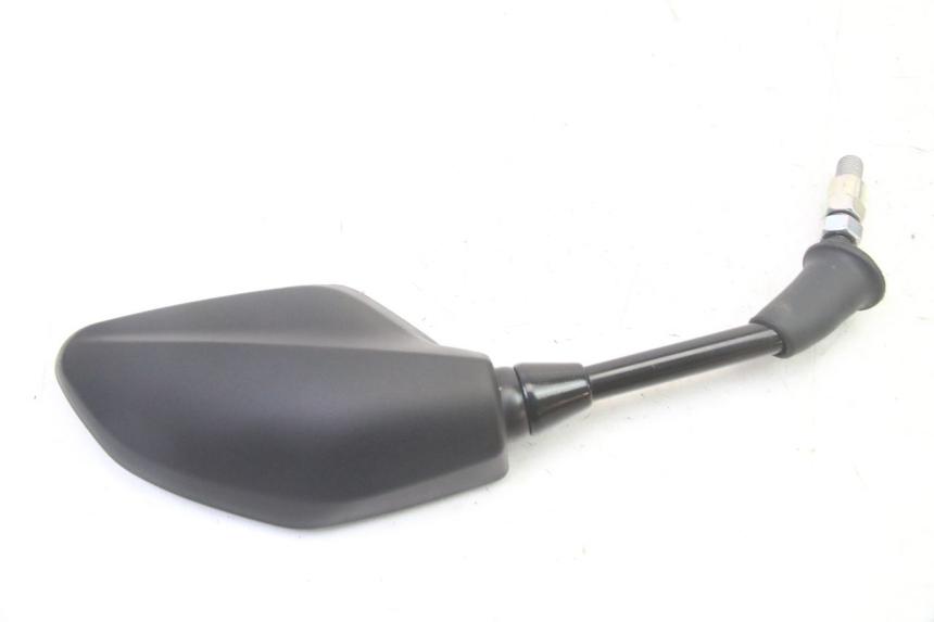 photo de LEFT MIRROR YAMAHA XMAX X-MAX 125 (2021 - 2025) - Technical close-up