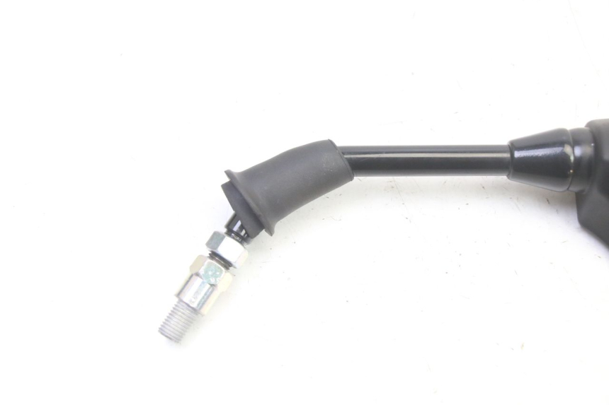 photo de LEFT MIRROR YAMAHA XMAX X-MAX 125 (2021 - 2025) - Surface and material condition