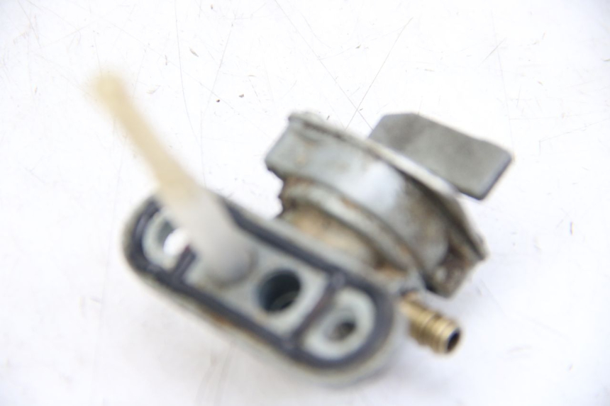 photo de FUEL TANK TAP ORION AGB37 CRF1 DIRT BIKE 125 (2013 - 2021) - Alternative perspective