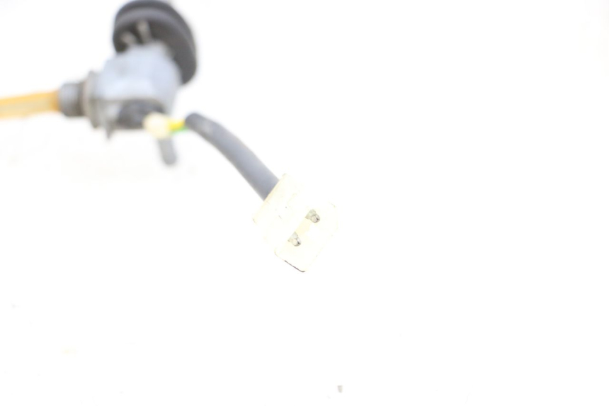 photo de FUEL TANK TAP PEUGEOT BUXY 50 (1993 - 1998) - Technical close-up