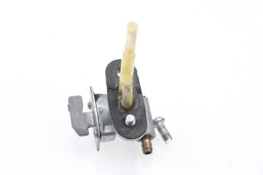 photo de FUEL TANK TAP JIANSHE COYOTE 80 - Zoom on usage condition