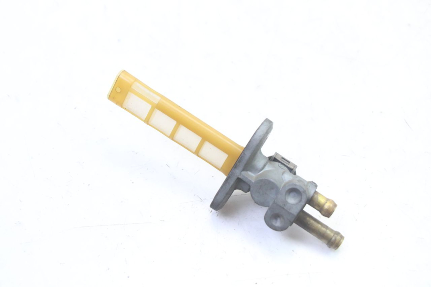 photo de FUEL TANK TAP SUZUKI GS GSE 500 (2001 - 2003) - Distinctive features