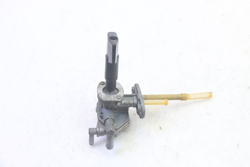 photo de FUEL TANK TAP SUZUKI GSF N BANDIT 600 (1996 - 1999) - Zoom on usage condition