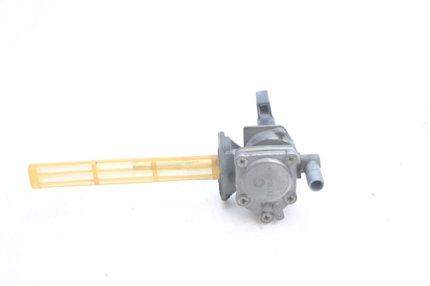 photo de FUEL TANK TAP SUZUKI GSF N BANDIT 1200 (2001 - 2005) - Fixing points details