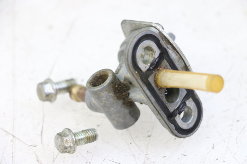 photo de FUEL TANK TAP KAWASAKI KX 65 (2000 - 2019) - Alternative perspective