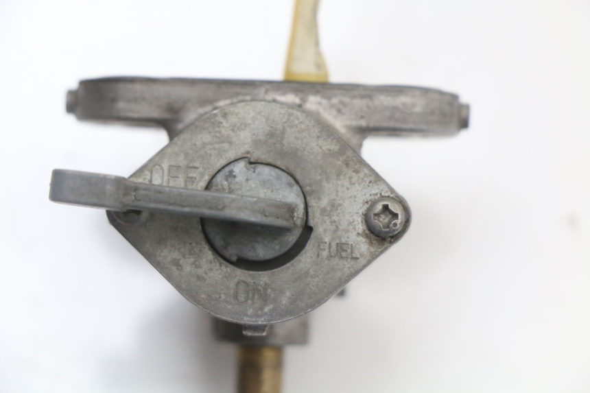 photo de FUEL TANK TAP KAWASAKI KX 85 (2014 - 2021) - Zoom on usage condition