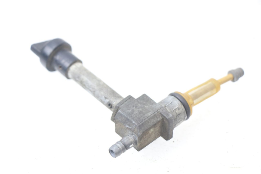 photo de FUEL TANK TAP PEUGEOT LUDIX 50 (2008 - 2017) - Technical close-up