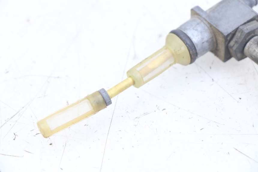 photo de FUEL TANK TAP PEUGEOT LUDIX 50 (2005 - 2007) - Technical close-up