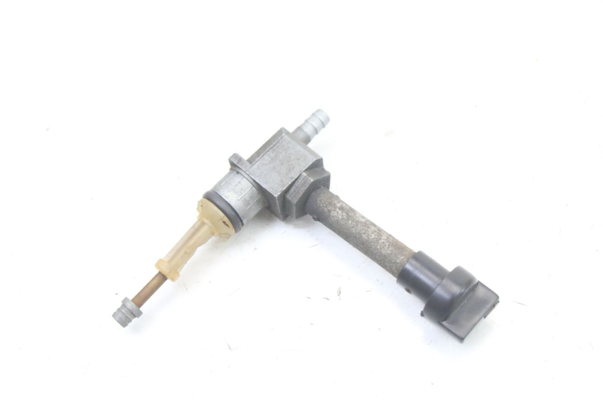 photo de FUEL TANK TAP PEUGEOT LUDIX ONE 50 (2005 - 2008) - Alternative perspective