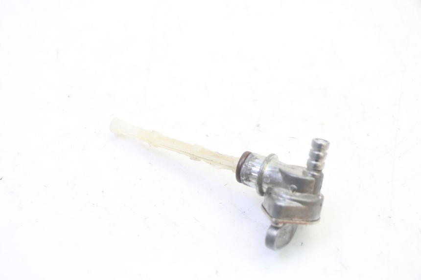 photo de FUEL TANK TAP DERBI SENDA SM DRD 50 (2008 - 2013) - Alternative perspective