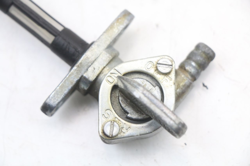 photo de FUEL TANK TAP SUZUKI VL INTRUDER 125 (2004 - 2007) - Component detail