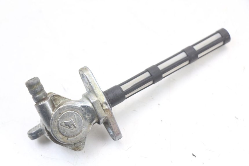 photo de FUEL TANK TAP SUZUKI VL INTRUDER 125 (2004 - 2007) - Alternative perspective