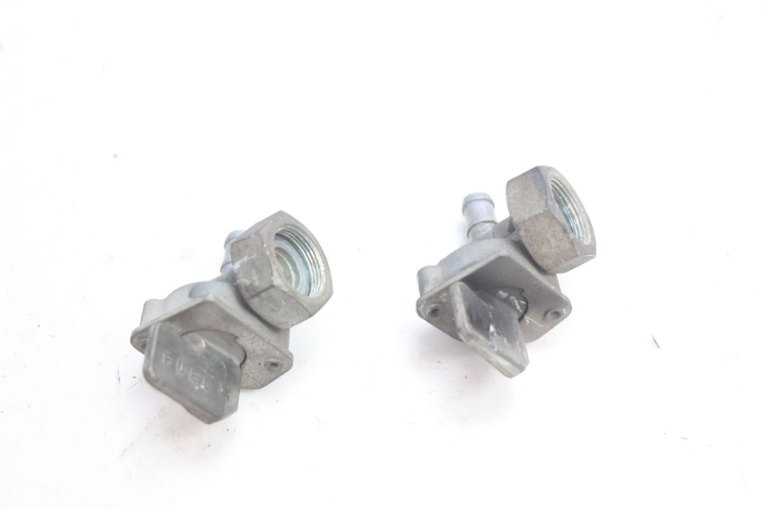 photo de FUEL TANK TAP HONDA XRV AFRICA TWIN 750 (1990 - 1992) - Alternative perspective
