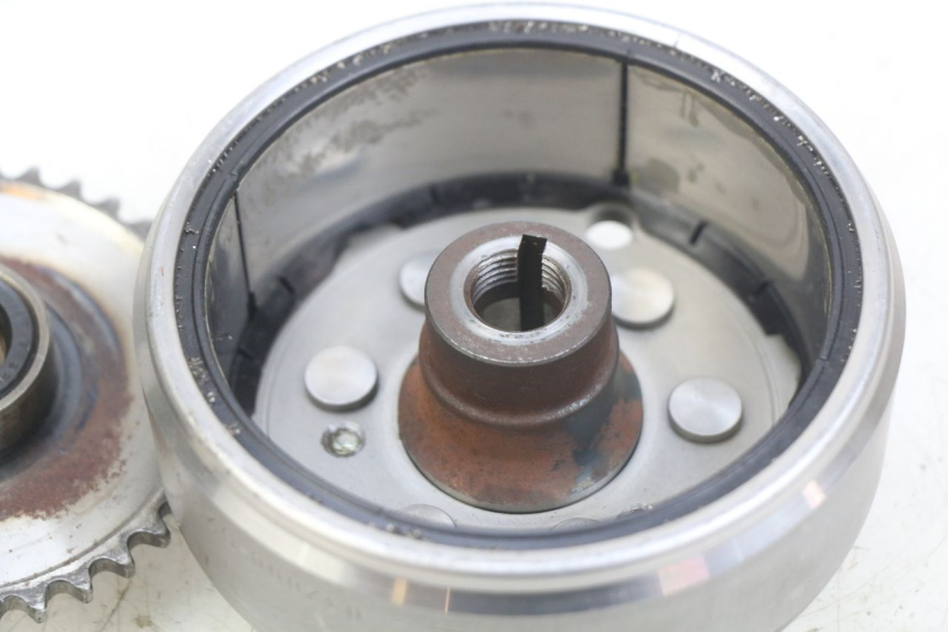 photo de ROTOR HONDA CM 125 (1983 - 2003) - Technical close-up